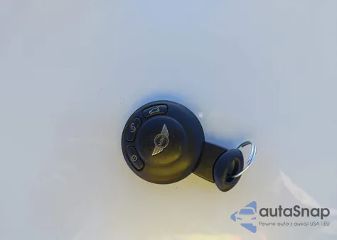 2008 Mini Cooper S Clubman из США, поврежденный, VIN WMWMM33578TP88460